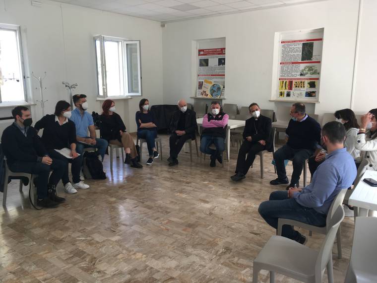 0.4 incontro con le agenzie educativeJPG.JPG