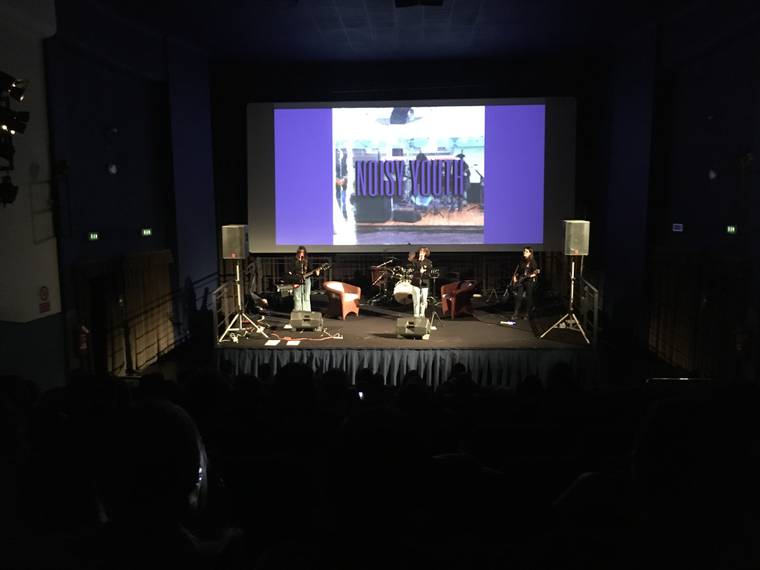 0.6 in ascolrto dei giovani JPG.JPG