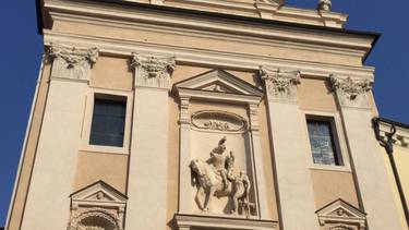 Restaurata la facciata