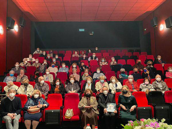 3 vescovo al capitol.jpg