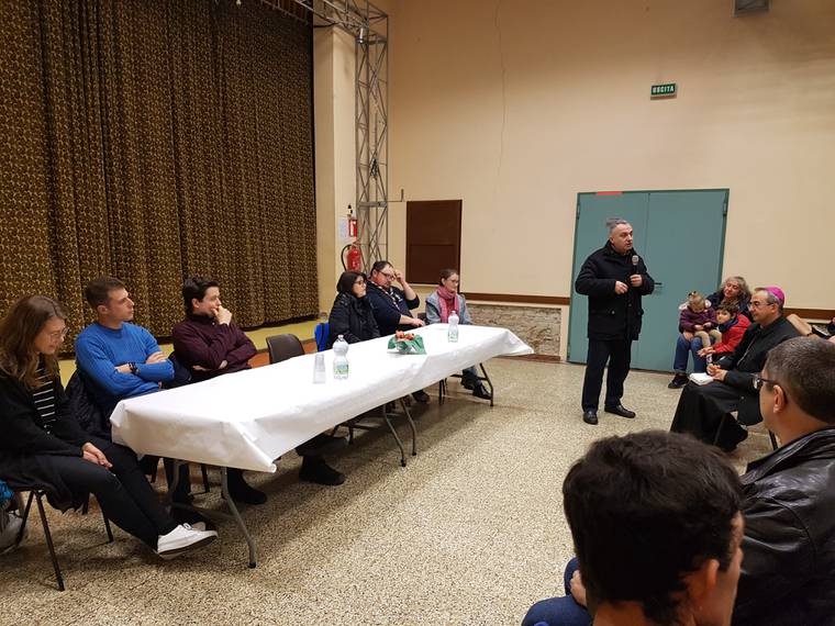 Teatro SOMS Portiolo, dibattito sui giovani con le agenzie educative.jpg