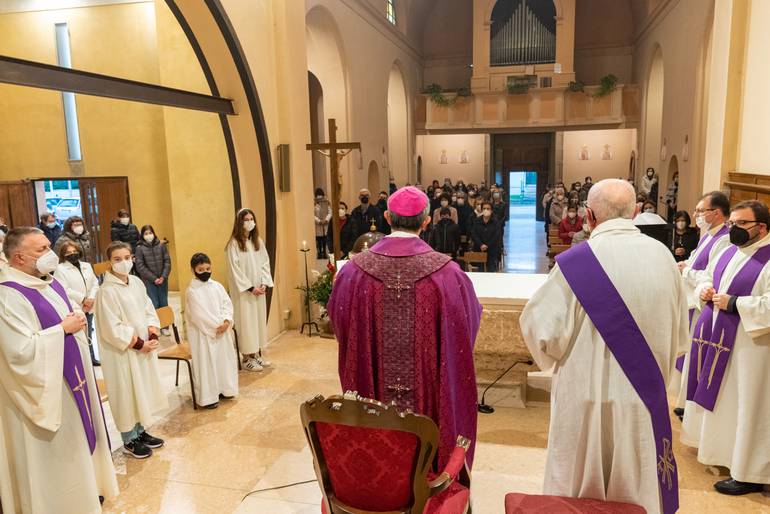 UPC vescovo a levata.jpg