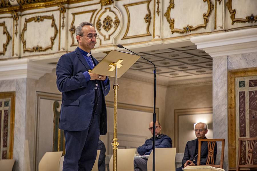 C:\fakepath\Vescovo a Matera.jpg