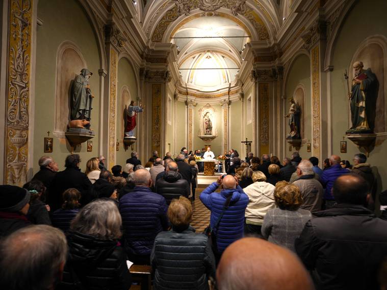 Zovo inaugurazione della chiesa dopo il restauro post terremoto.jpg