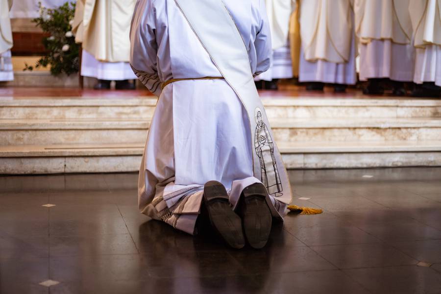 C:\fakepath\agenciaeremo-ordinazione diacono-cathopic.jpg