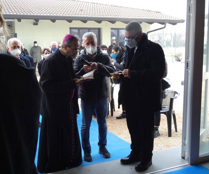 benedizione palasanvito.jpg