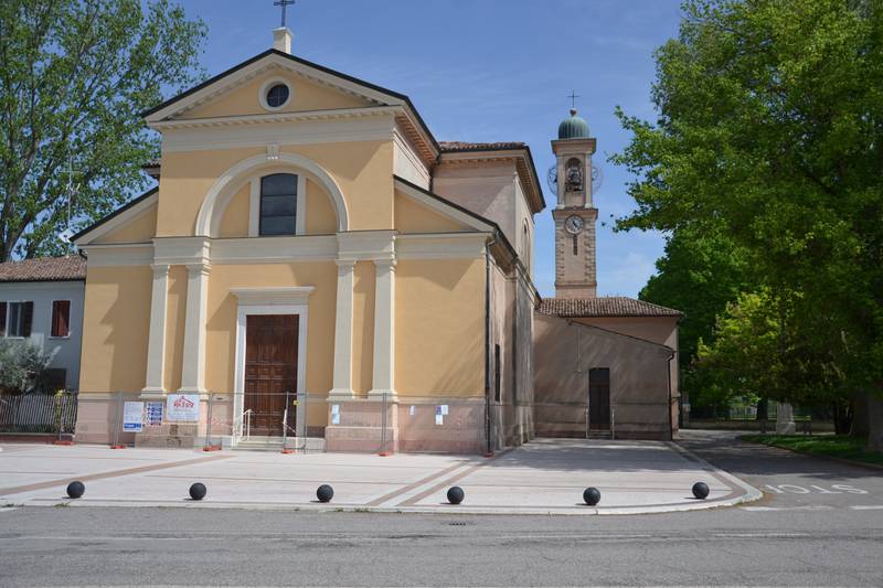 chiesa Roncoferraro.JPG