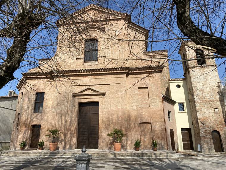 C:\fakepath\chiesa quatrelle.jpg