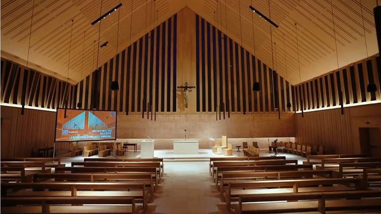 chiesas pegognaga interno 1.jpg