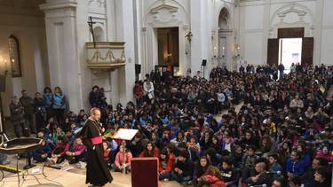 C:\fakepath\follow me 11.JPG