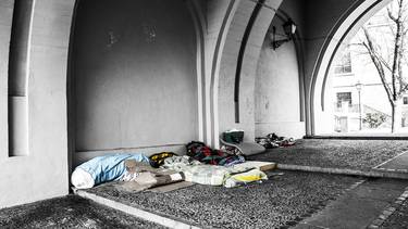 C:\fakepath\homeless-Josè Manuel da Laà Pixabay.jpg