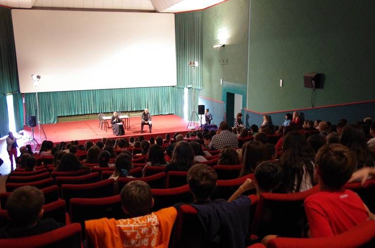 incontro scuola goito.JPG