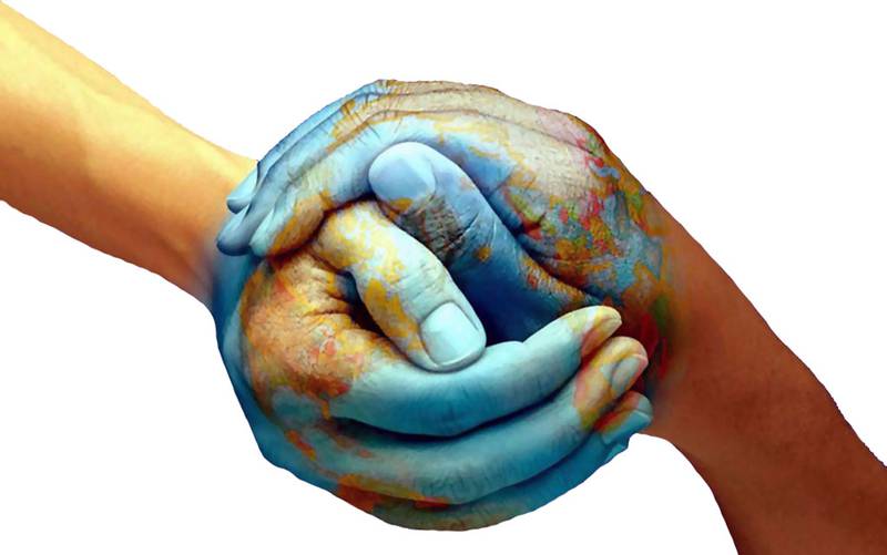 C:\fakepath\mani mondo pace.jpg