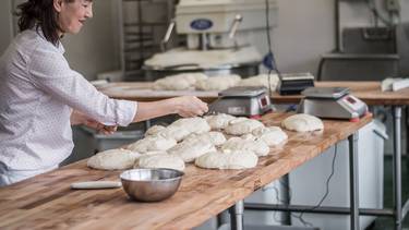 C:\fakepath\maranda-vandergriff-lavoratrice pane-unsplash.jpg