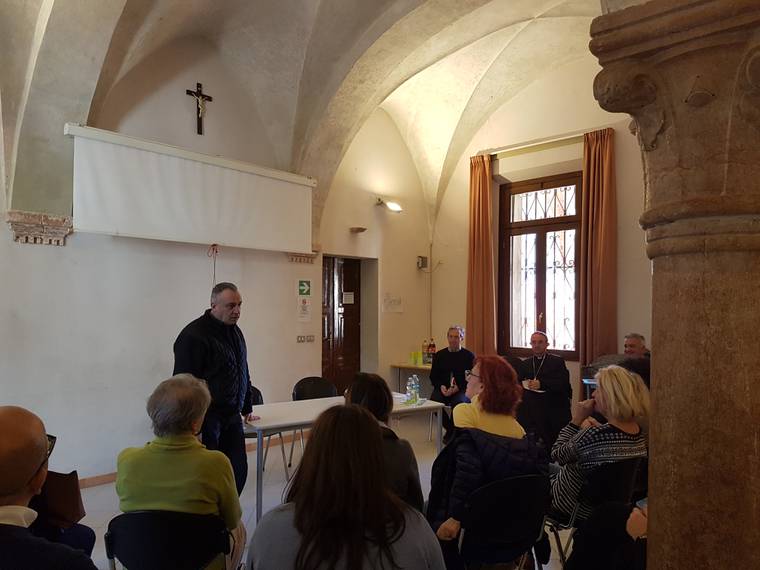 oratorio San Ben incontro con persone separate divorziate e di nuova unione.jpg