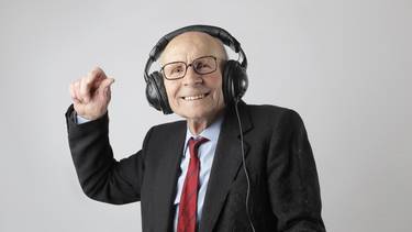 C:\fakepath\pexels-andrea-piacquadio-ascolto 4 - Copia.jpg