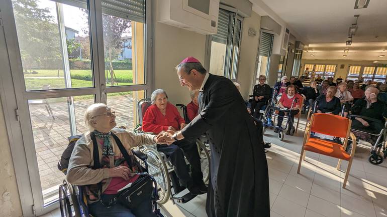 vescovo RSA tulipani gonzaga.jpg