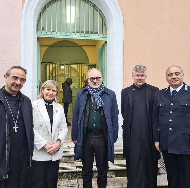 C:\fakepath\vescovo carcere 2023.jpg
