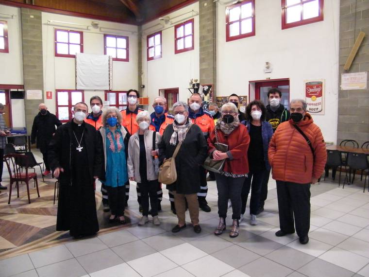 vescovo e ass. volontariato 2 22.04.22.jpg