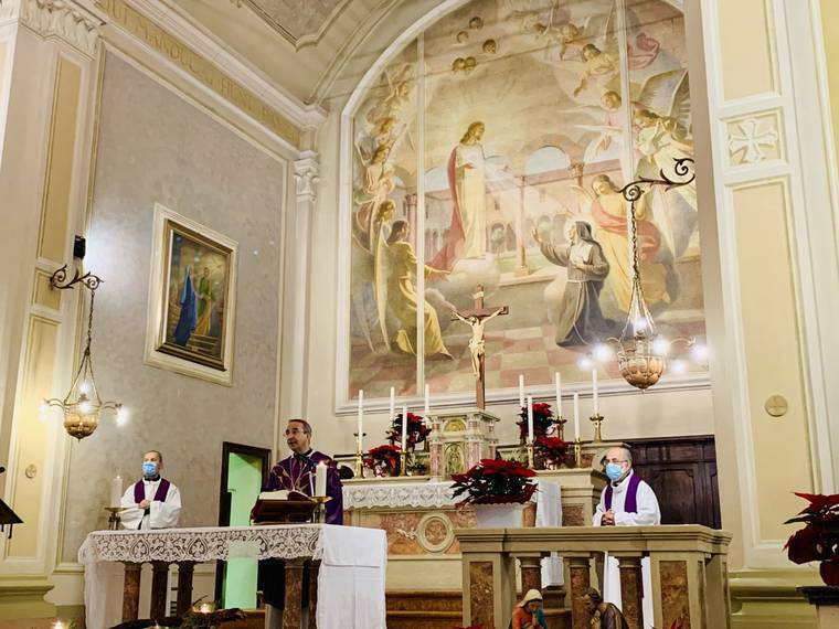 vescovo ospedale 2021 4.jpg