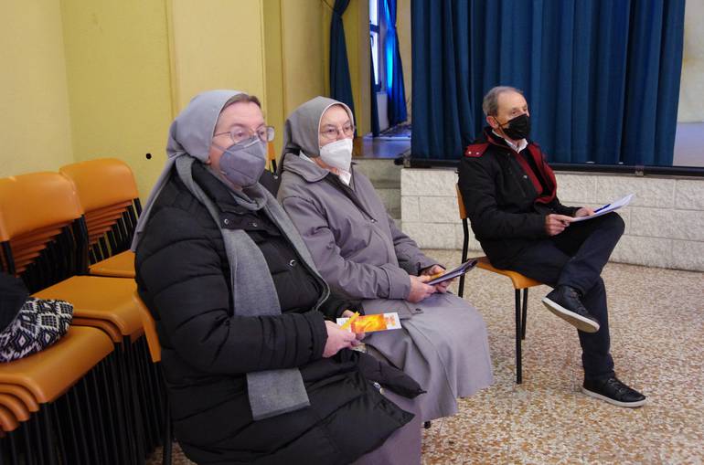 visita pastorale Goito 6.JPG